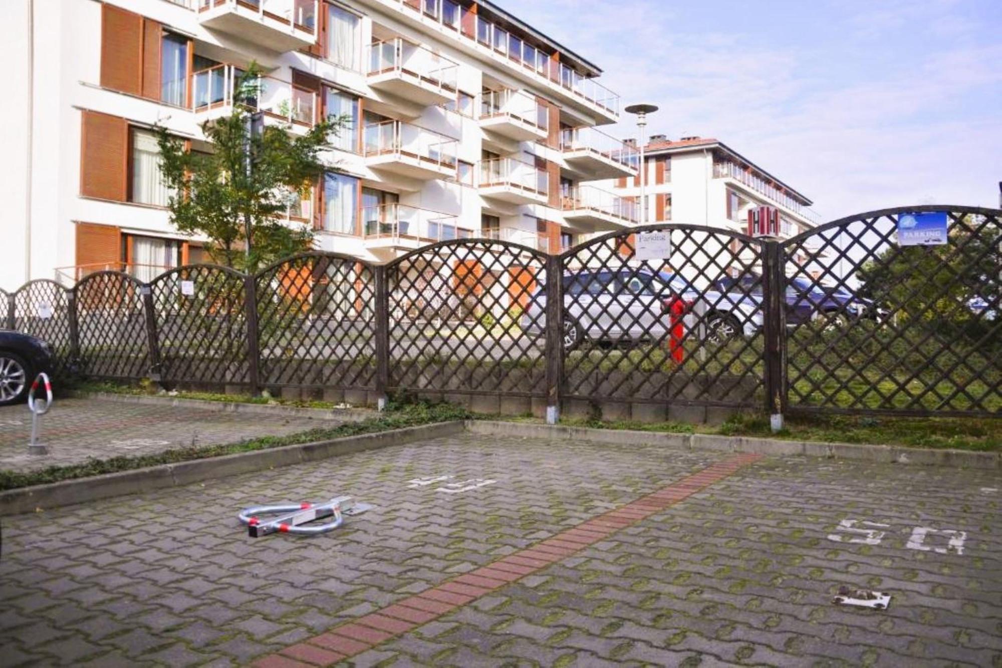 Promenada Z Tarasem I Parkingiem - Na Wyspie *